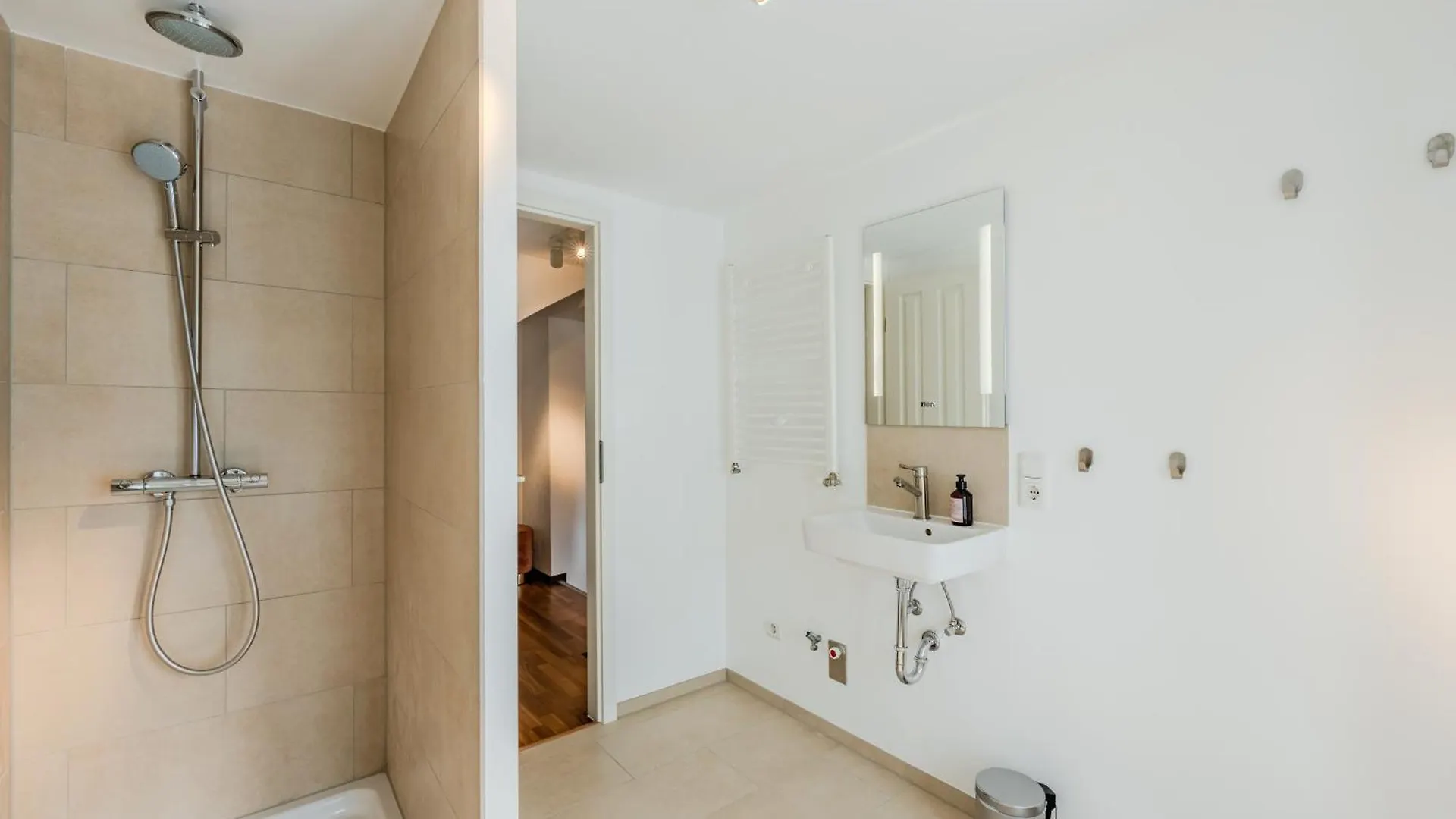 Suite & Apart Berlin 3*,